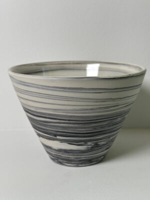 Marbled black & white porcelain bowl