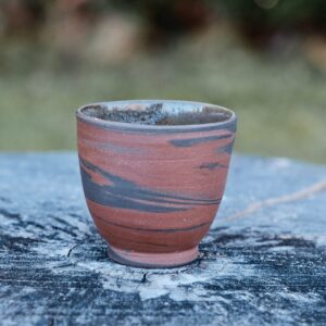 Marbled stoneware cups
