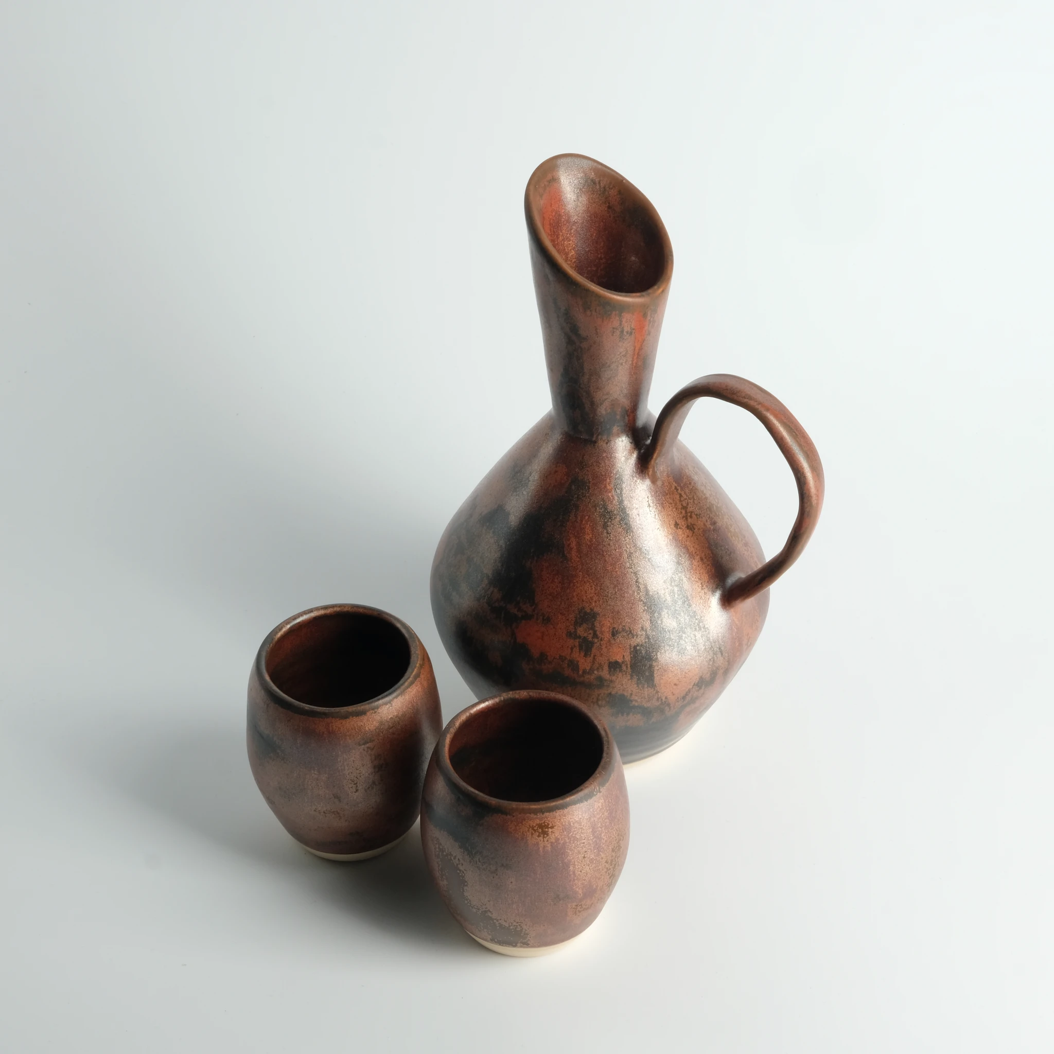 Stoneware Pitcher with 2 Cups