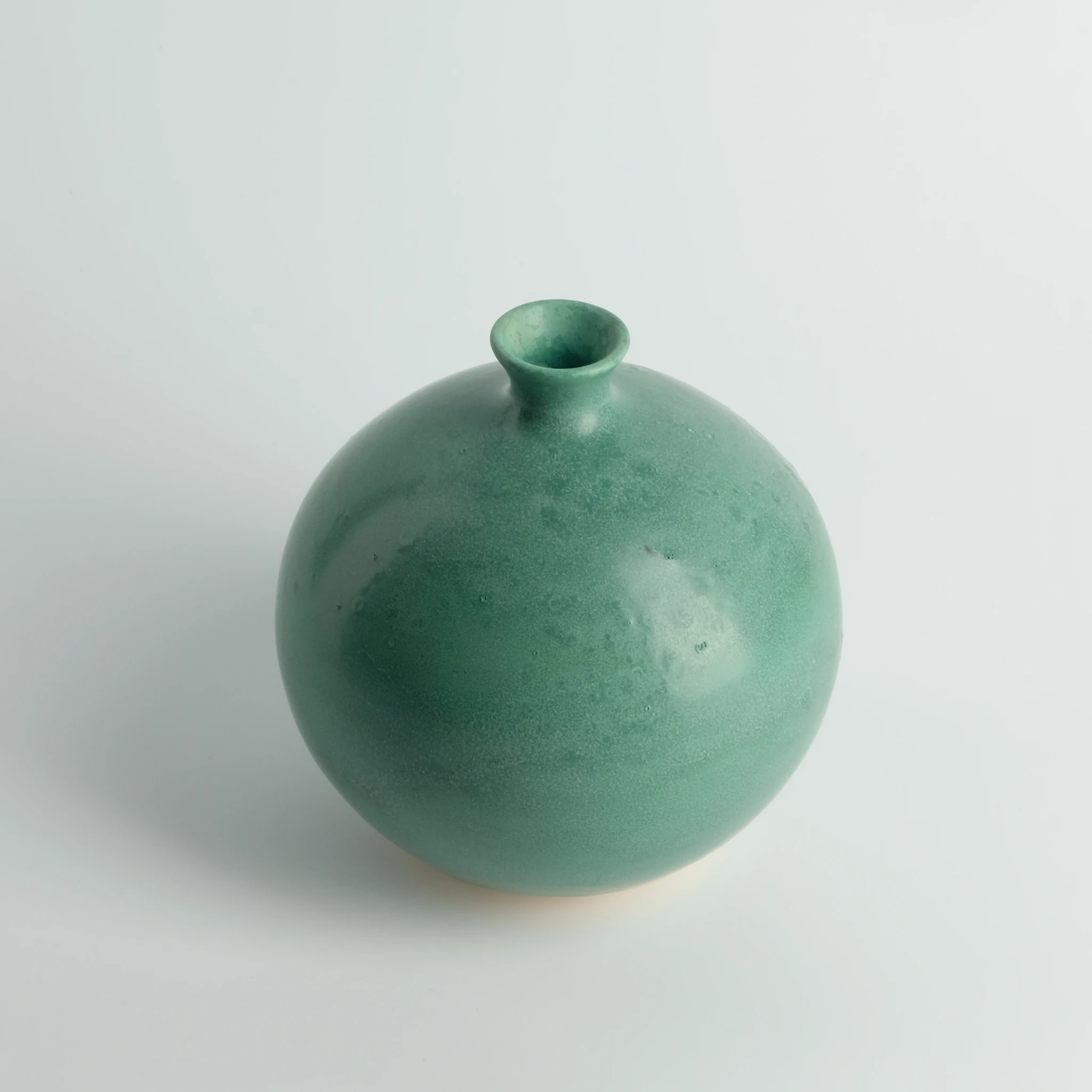 Stoneware Balloon/Bottle Vase